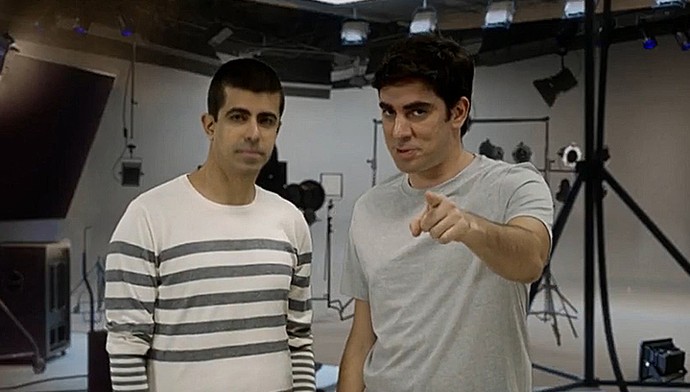 Marcius Melhem E Marcelo Adnet Convidam Para A Estreia De Tá No Ar Assista Notícias Em Tv