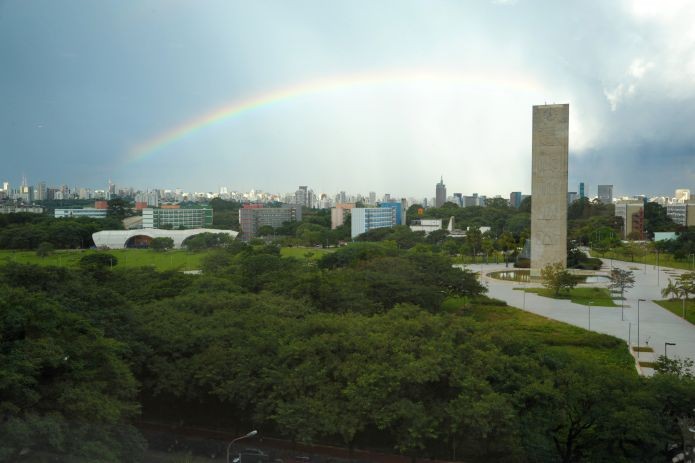 A Rede USP, da maior universidade brasileira, contribuiu para originar a internet (Foto: USP Imagens)