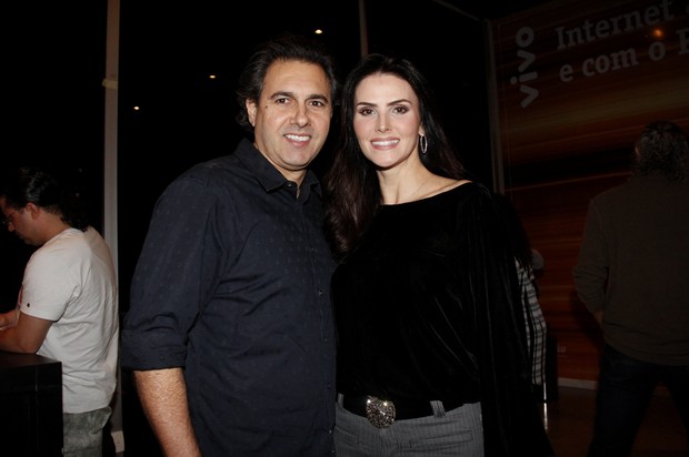 Lizandra Souto e o namorado Gustavo Fernandes (Foto: (Foto: Onofre Veras/ AgNews))