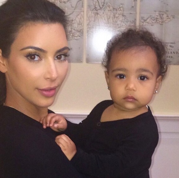 Kim Kardashian e North West (Foto: Instagram)