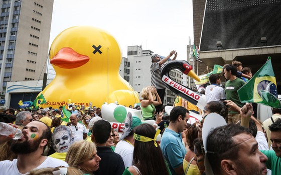 Manifestação na Paulista, 13 de março. (Foto: Ricardo Nogueira/ Epoca)