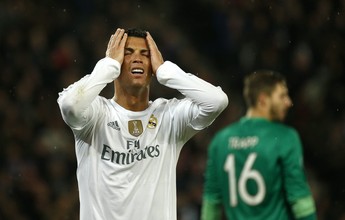 Isolados, Ibra e CR7 são ofuscados no duelo dos artilheiros pela Champions