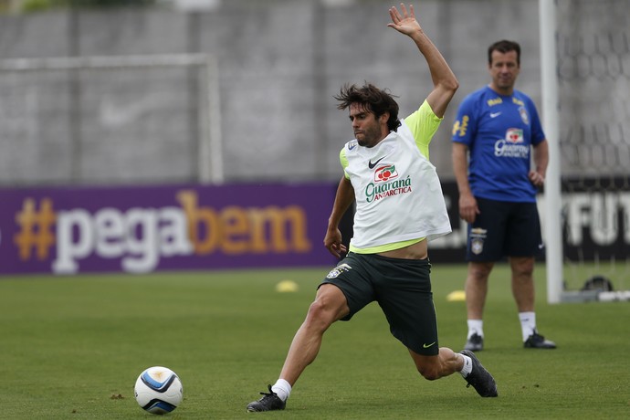 Kaká treino seleção brasileira São Paulo (Foto: André Mourão / MoWA Press)