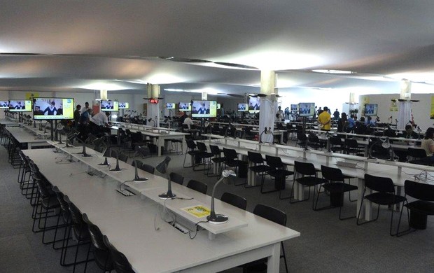 centro de imprensa do Mineirão (Foto: Zé Gonzales)