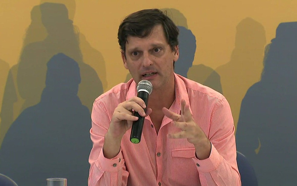 O futuro secretário de Cultura de São Paulo André Sturm fala sobre as mudanças na Virada Cultural (Foto: TV Globo/Reprodução)