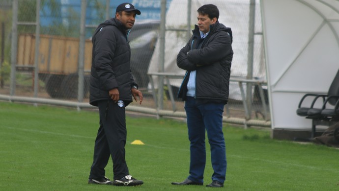 Roger Machado diretor executivo Rui Costa Grêmio (Foto: Eduardo Moura/GloboEsporte.com) Roger Machado diretor executivo Rui Costa Grêmio (Foto: Eduardo Moura/GloboEsporte.com)