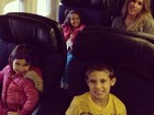 Vítor Belfort viaja para Las Vegas com Joana Prado e os filhos