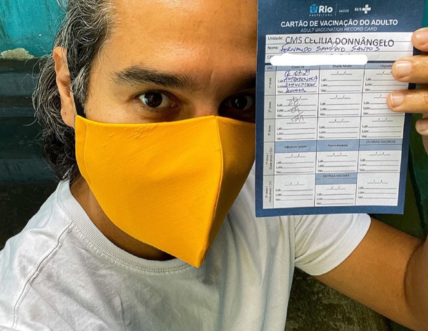 Fernando Sampaio é vacinado contra Covid-19 (Foto: Reprodução/Instagram) Fernando Sampaio é vacinado contra Covid-19 (Foto: Reprodução/Instagram)