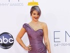 Famosos arrasam no tapete vermelho do Emmy 2012