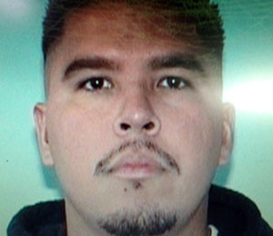 David Hernandez, de 31 anos, foi preso acusado de sequestro e abuso infantil (Foto: Albuquerque Police Department/AP)