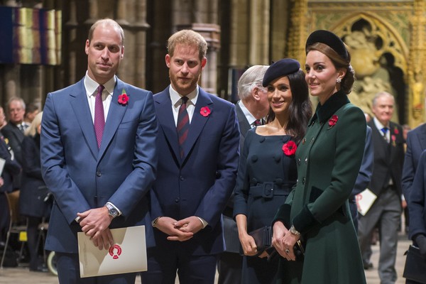 A atriz e duquesa Meghan Markle com o marido, Príncipe Harry, e o Príncipe William com a esposa, Kate Middleton (Foto: Getty Images)