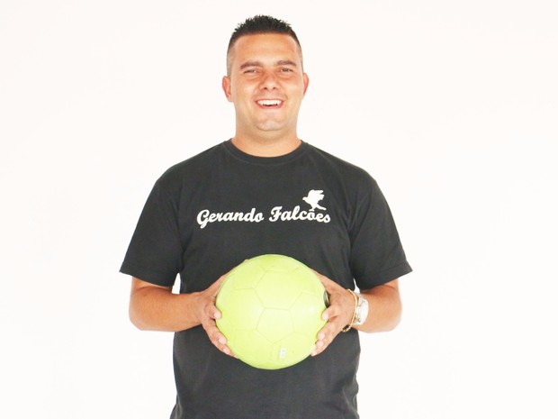 Leonardo Precioso é coordenador de esportes na Ong Gerando Falcões (Foto: Andressa Silva/Ong Gerando Falcões)