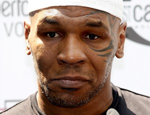 Mike Tyson boxe Milão (Foto: Getty Images)