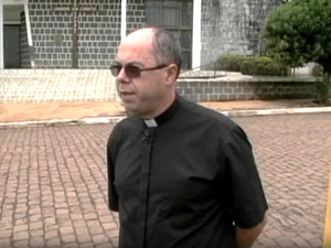 Edilson José de Souza, de 50 anos, também era padre. (Foto: RBS TV/Reprodução)