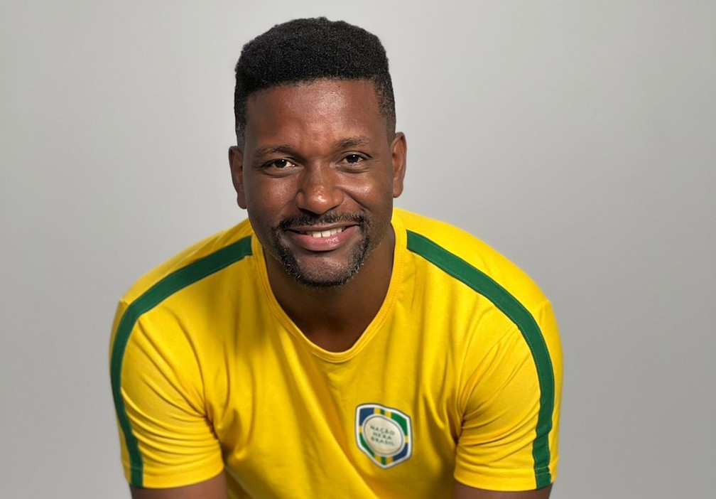 Nas últimas copas, Tiago assistiu os jogos da seleção brasileira na casa de amigos e familiares. — Foto: Arquivo Pessoal