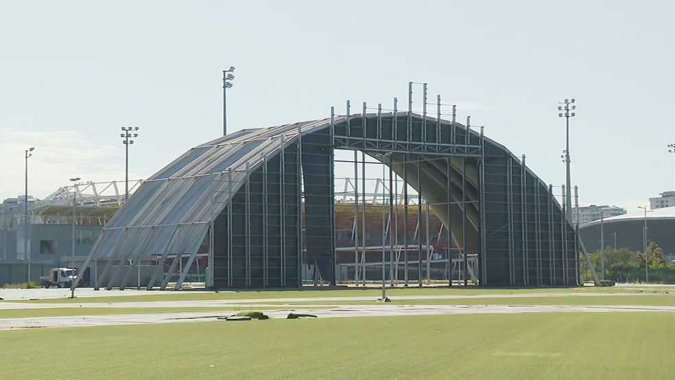 Palcos do Rock in Rio começaram a ser montados em maio — Foto: Reprodução/TV Globo 