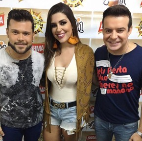 Vivian Amorin com Marcos e Belutti (Foto: Reprodução/Facebook)