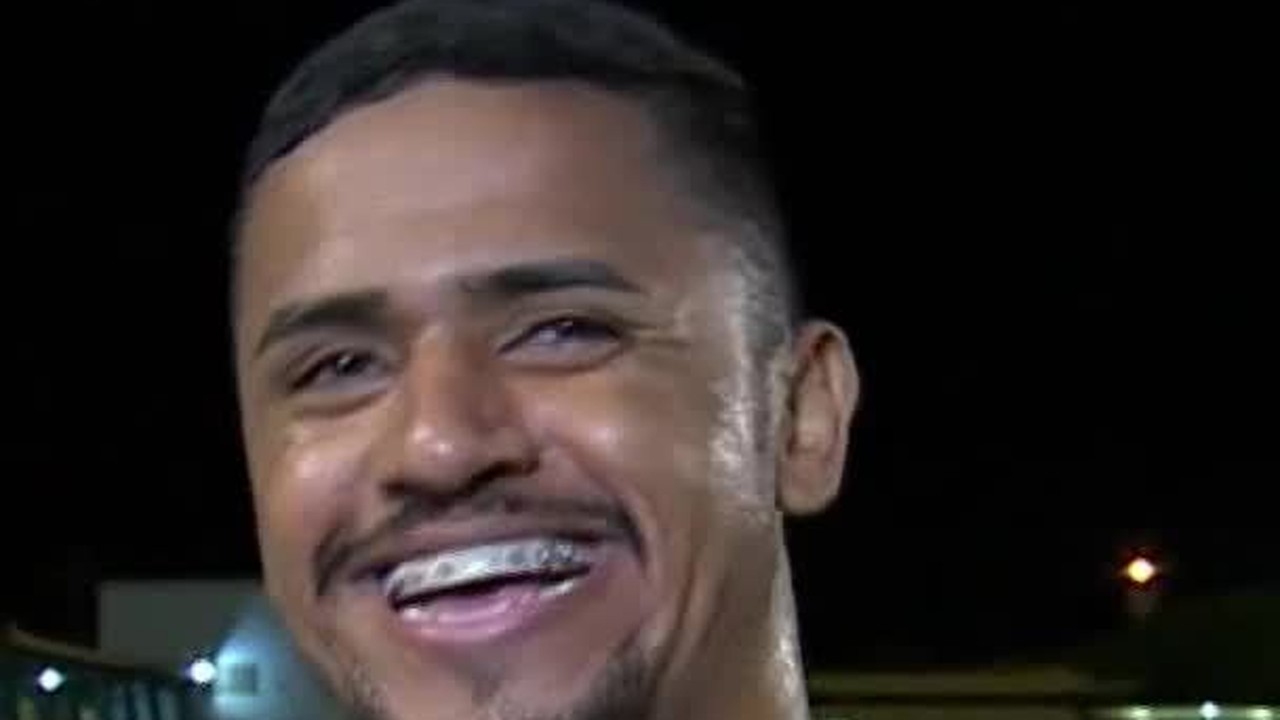 Jean Carlos, do Flamengo, desabafa ap&oacute;s gola&ccedil;o: 'Aqui &eacute; Flamengo'