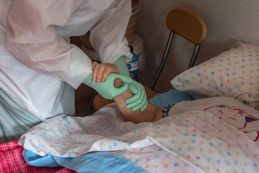 Enfermeira relata seu trauma por ser portadora de más notícias (Foto: Getty Images)