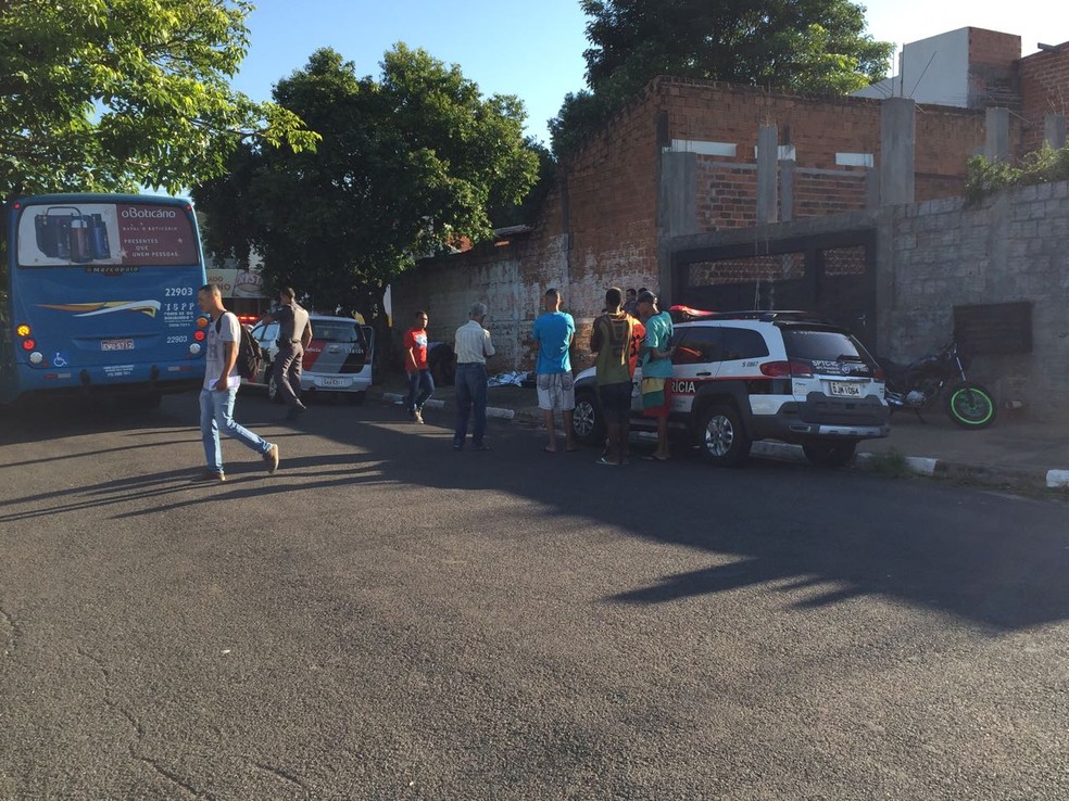 Rapaz foi assassinado no Jardim Brasil Novo, em Presidente Prudente (Foto: Mateus Tarifa/TV Fronteira)