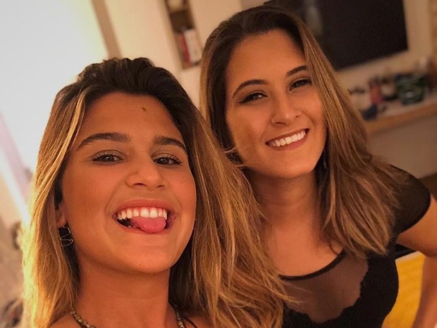 Giulia Costa e Bia Bonemer (Foto: Reprodução/Instagram)