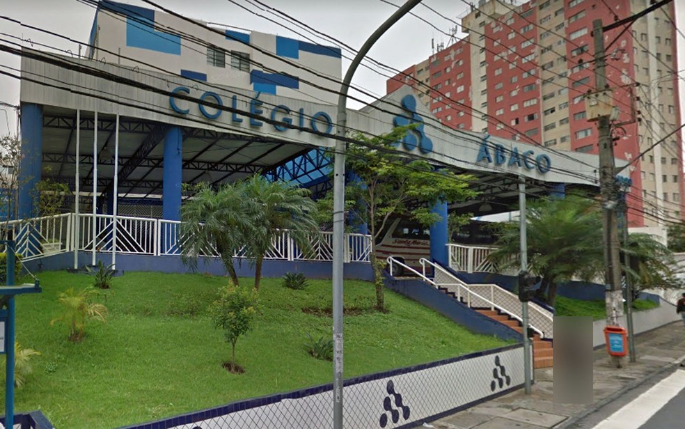 Colégio Ábaco suspendeu as aulas depois do incidente — Foto: Reprodução/Google Street View