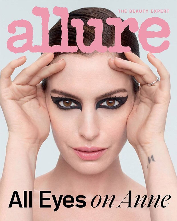 Capa da Allure com Anne Hathaway (Foto: Divulgação)
