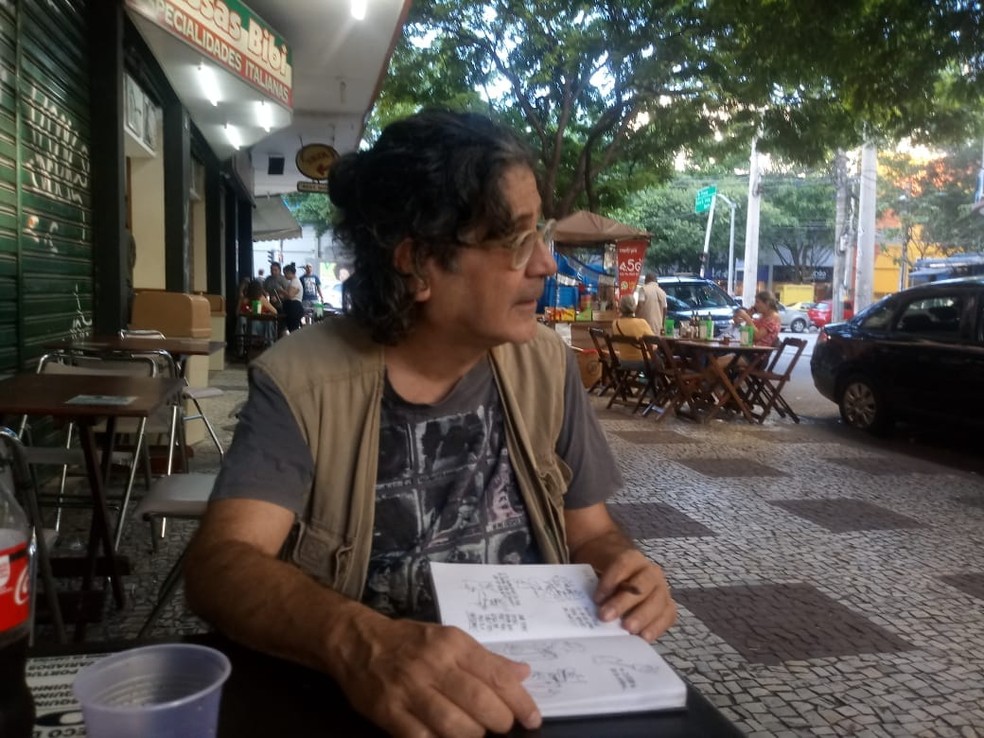 asomadetodosafetos.com - Cartunista Ota, da revista 'Mad', é encontrado sem vida em sua casa no Rio