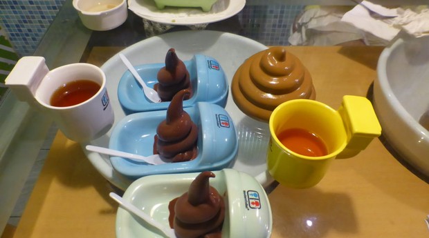 Você encararia um sorvete de chocolate no vaso?  (Foto: Reprodução)