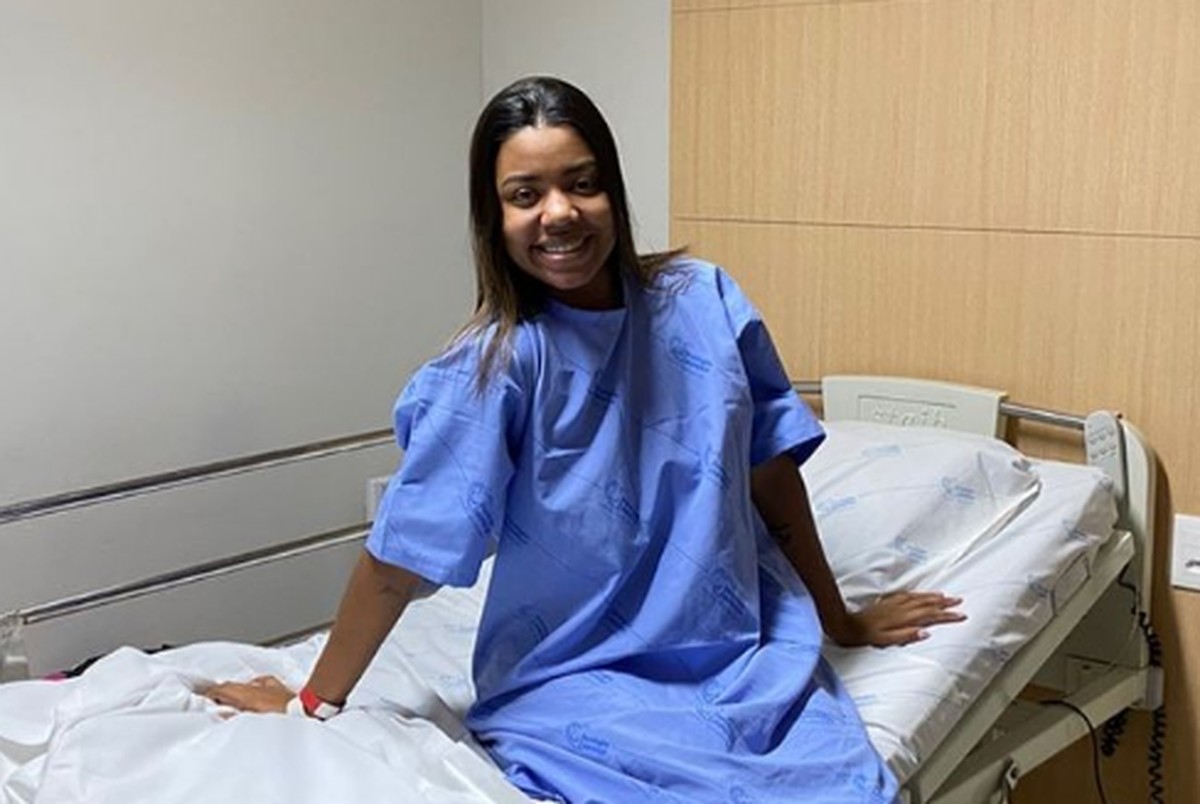 Jovem de 21 anos faz laqueadura e chama atenção nas redes sociais
