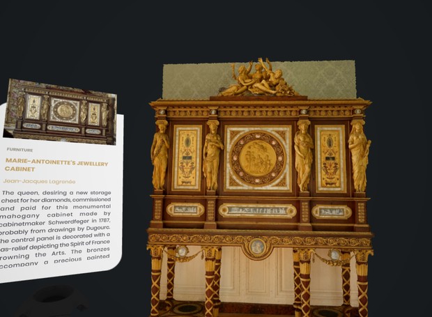 Na visita, é possível encontrar objetos como o armário de jóias Maria Antonieta (Foto: Divulgação)