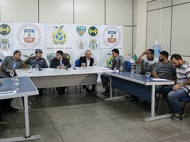 Reunião entre membros dos órgãos aconteceu nesta terça-feira (5) na sede da SSP-AM, em Manaus (Foto: Indiara Bessa/G1 AM)