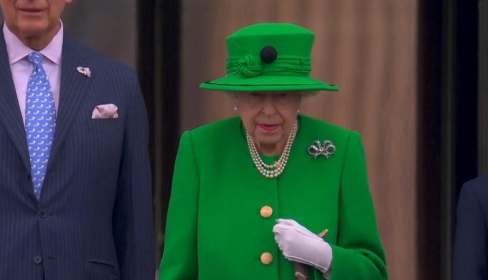 Rainha Elizabeth II no último dia das comemorações do Jubileu de Platina — Foto: Reprodução/Globonews