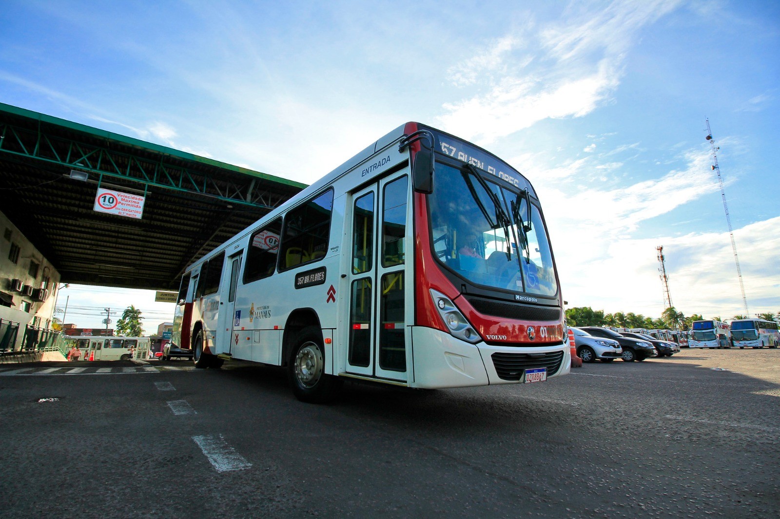 Número de passageiros diminui 31% no transporte coletivo de Manaus