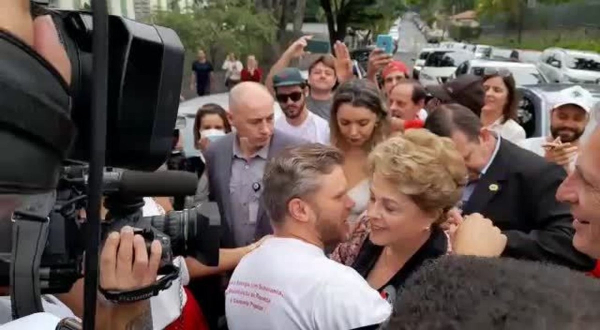 Ex Presidente Dilma Rousseff Pt Volta A Bh Para Votar No 2º Turno Eleições 2022 Em Minas 4878