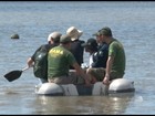 Técnicos colhem amostras de areia na região do santuário de Abrolhos