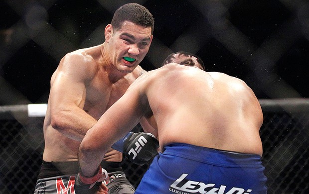 chrisweidman-markmunoz2_ap1024.jpg