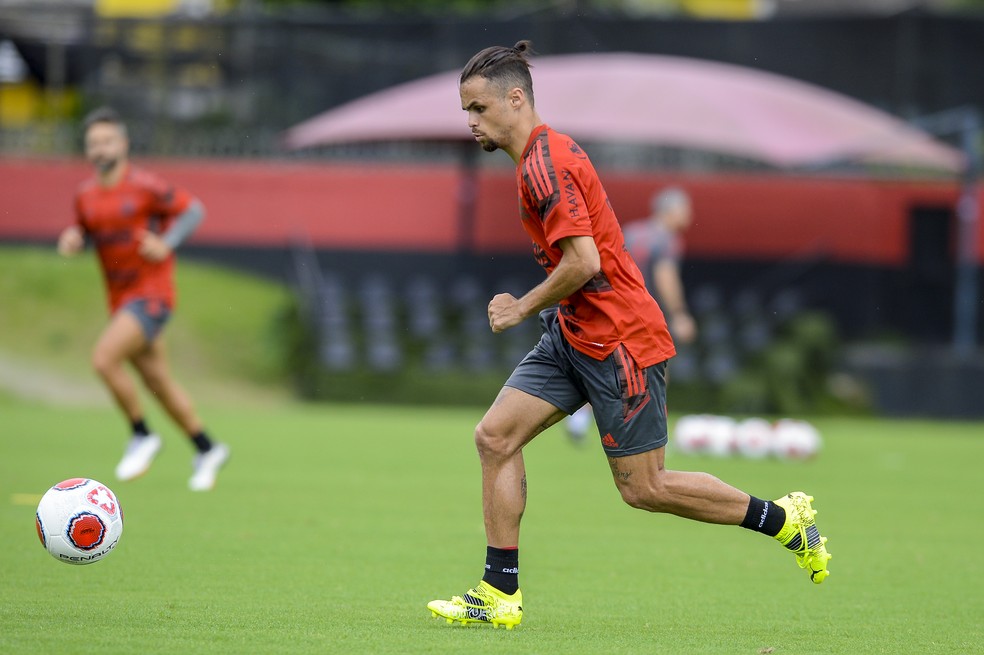 Michael em treino do Flamengo nesta sexta-feira — Foto: Marcelo Cortes/Flamengo
