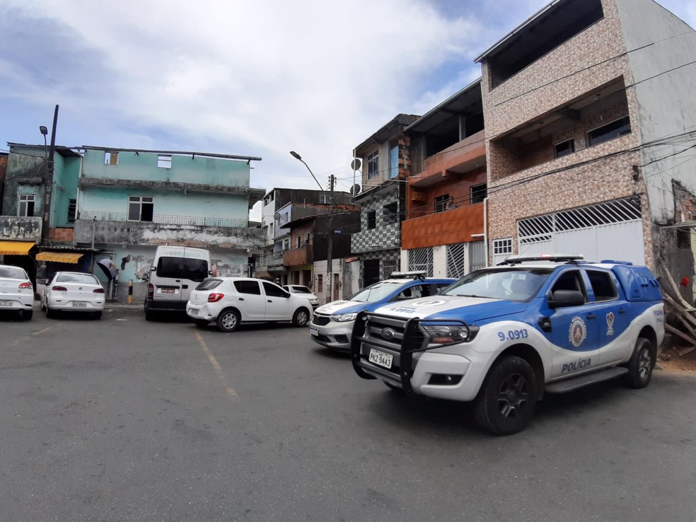Final de linha da Capelinha de São Caetano, em Salvador — Foto: Raphael Marques/TV Bahia