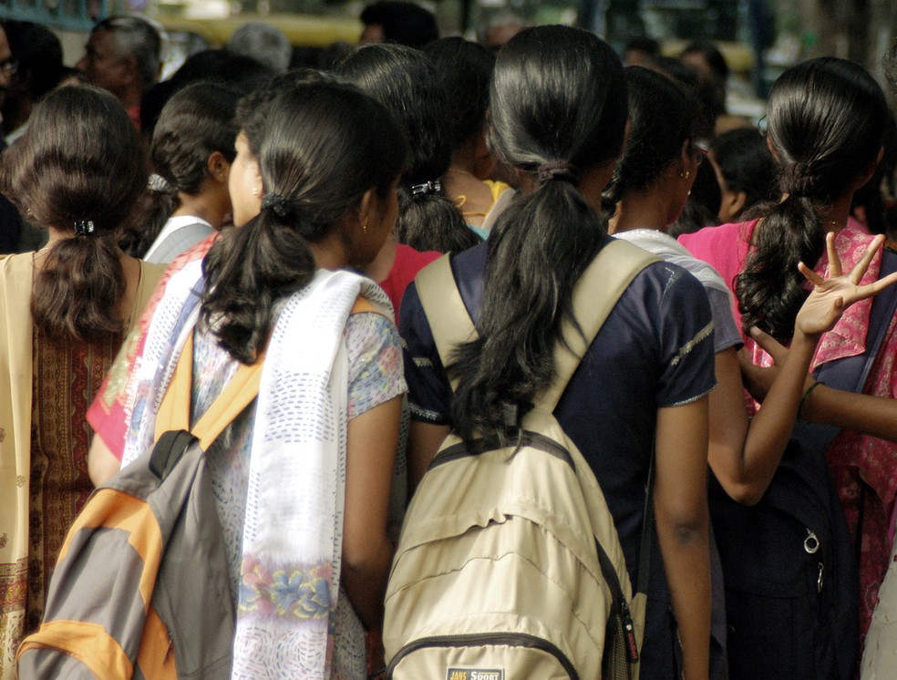 Mulheres em Bangalore, na Índia, em outubro de 2006 — Foto: Jagadeesh Nv/Reuters