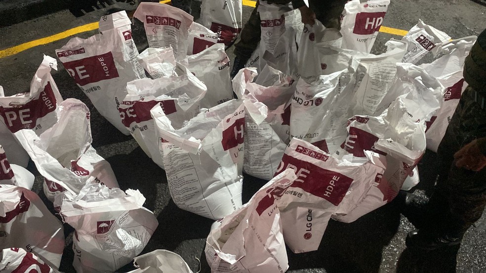 Sacos com cassiterita em Porto Velho — Foto: Batalhão de Polícia de Choque/Divulgação