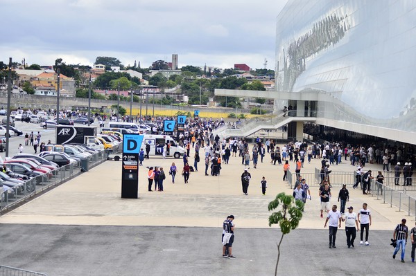 Corinthians é condenado a pagar R$ 7,8 milhões à CET