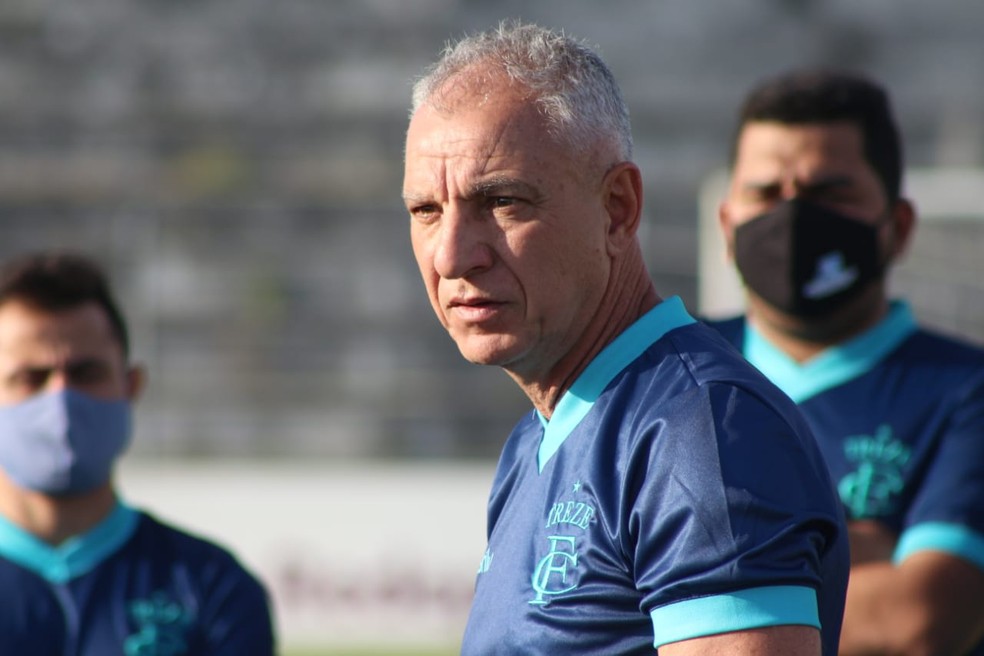 Técnico do Treze, Márcio Fernandes já havia abordado a necessidade que o time sente de ter mais reforços — Foto: Cassiano Cavalcanti / Treze