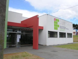 IFTM Campus Patrocínio realiza entrega de equipamentos de proteção