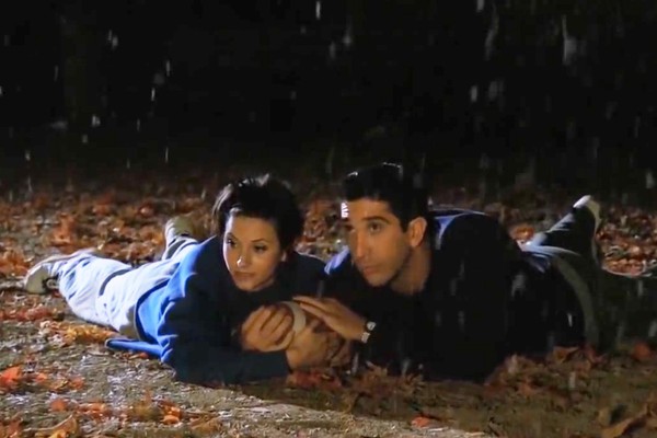 Monica e Ross em 'Friends' (Foto: Divulgação)