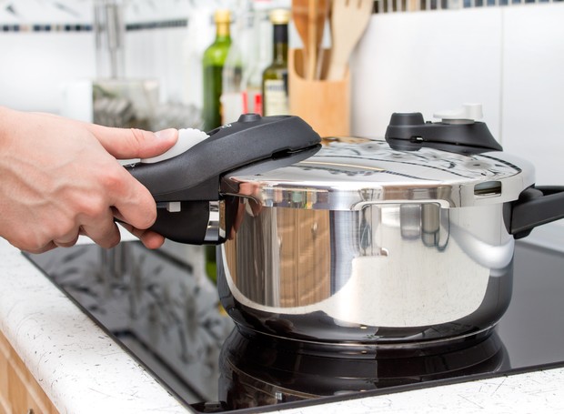 Panela de pressão elétrica EOS: Aparelho ideal para a sua cozinha