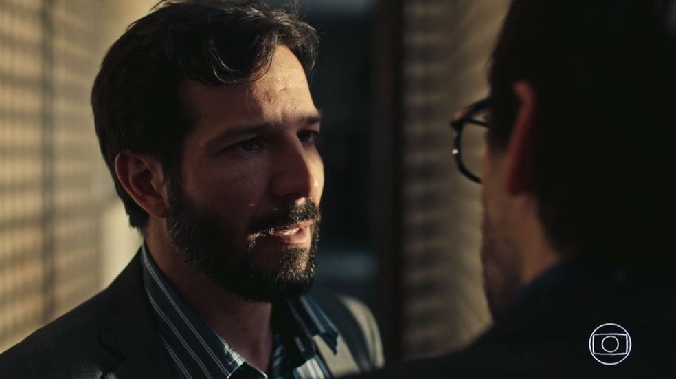 Rafael admite que teve com caso com Madalena (Foto: TV Globo)