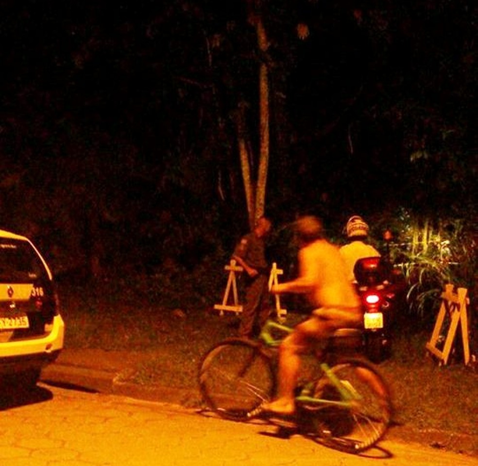 Corpo da jovem foi encontrado por turistas em condomínio de luxo (Foto: Reprodução/Aconteceu em Bertioga)