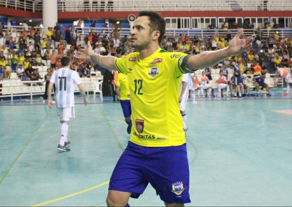 Falcão posta despedida e fala sobre paixão ao futsal: "Te ...