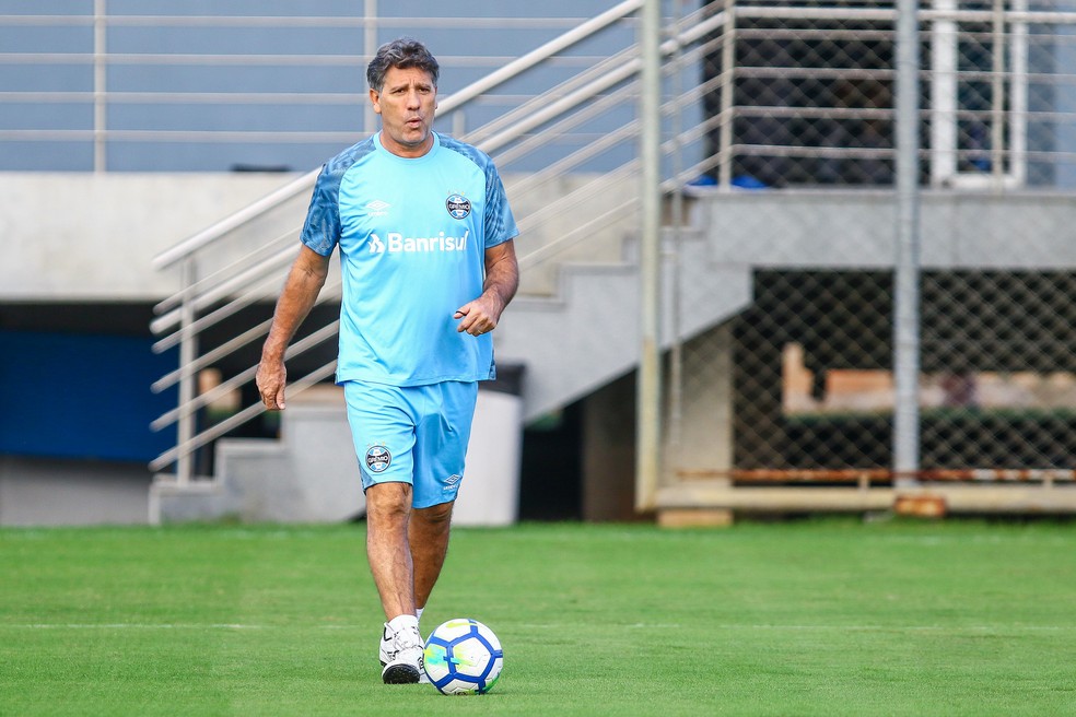Renato Gaúcho quer maior número de pontos na primeira fase da Libertadores (Foto: Lucas Uebel / Grêmio, DVG)